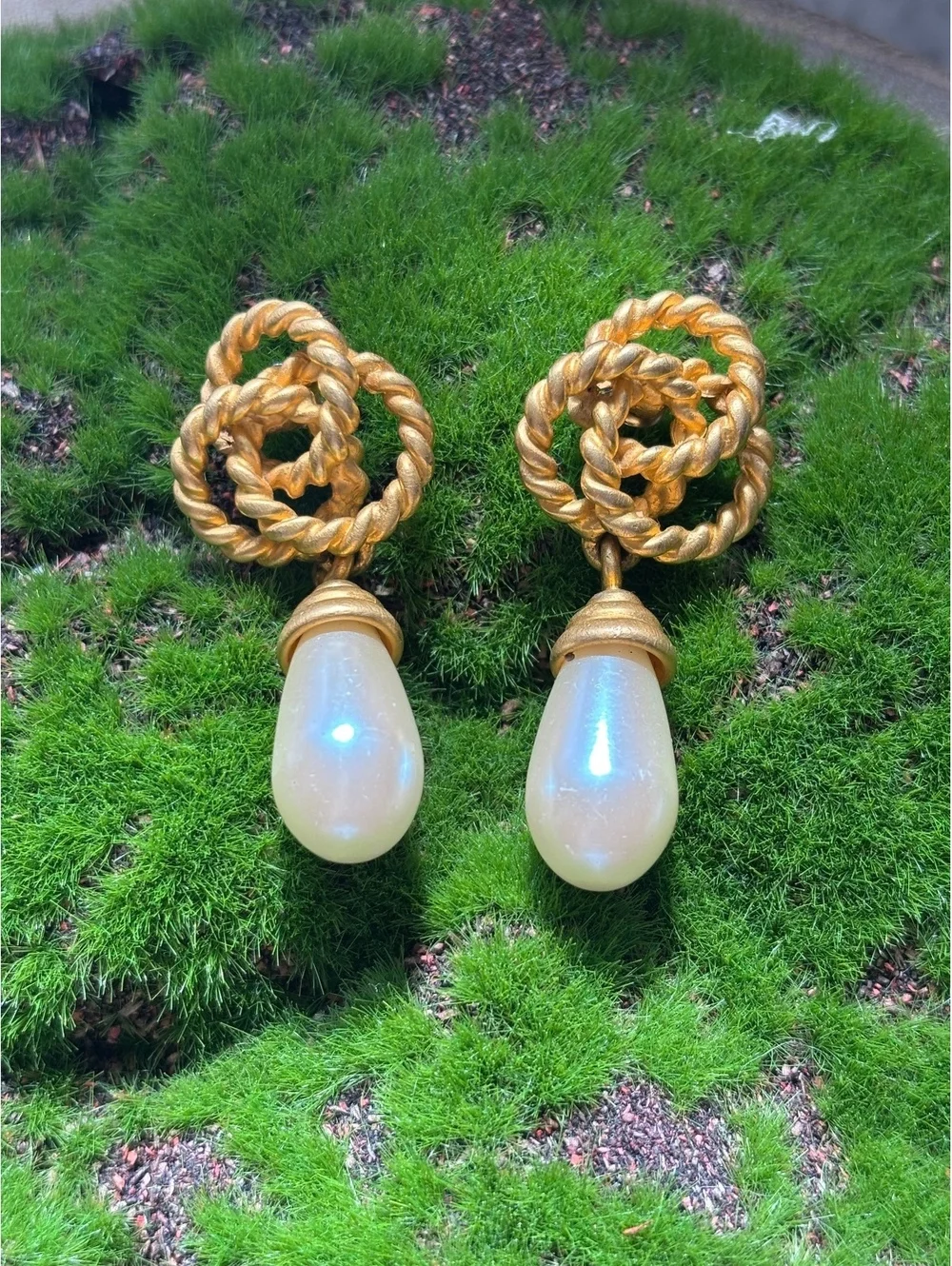 Vintage Gold Tone & Pearl Drop Clip-On Earrings with Twisted Knot Design